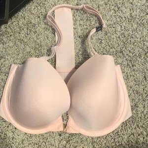 Never worn super comfortable bra